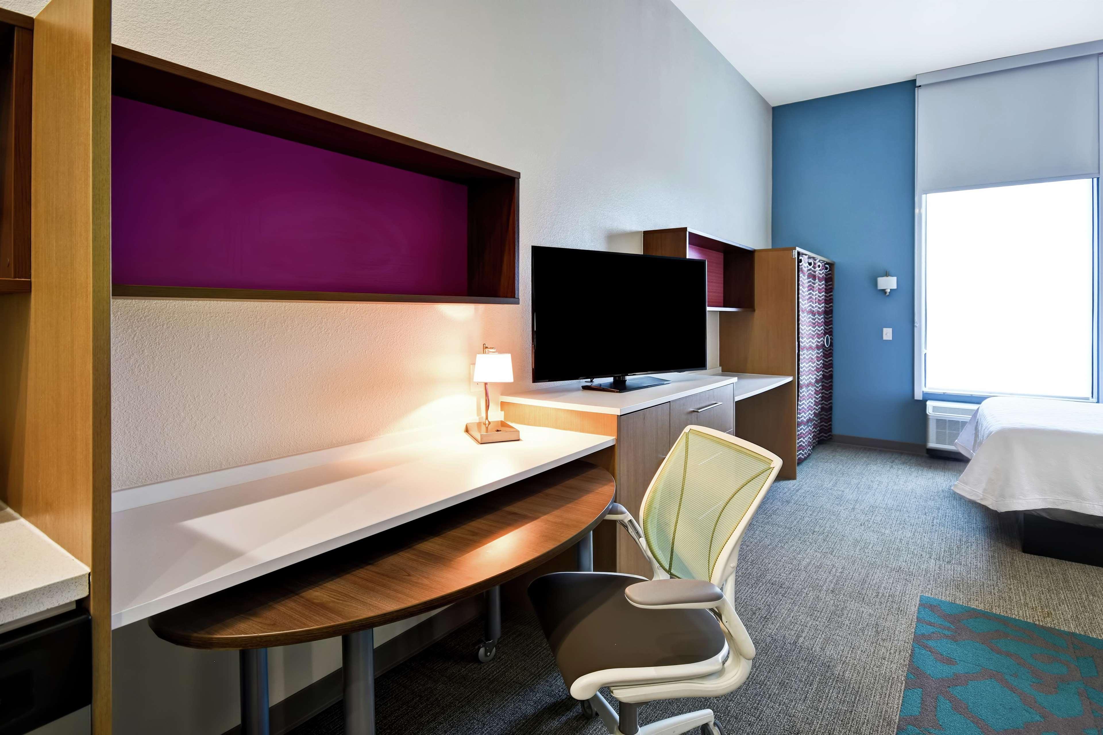 Hotel Home2 By Hilton Airport Oklahoma City