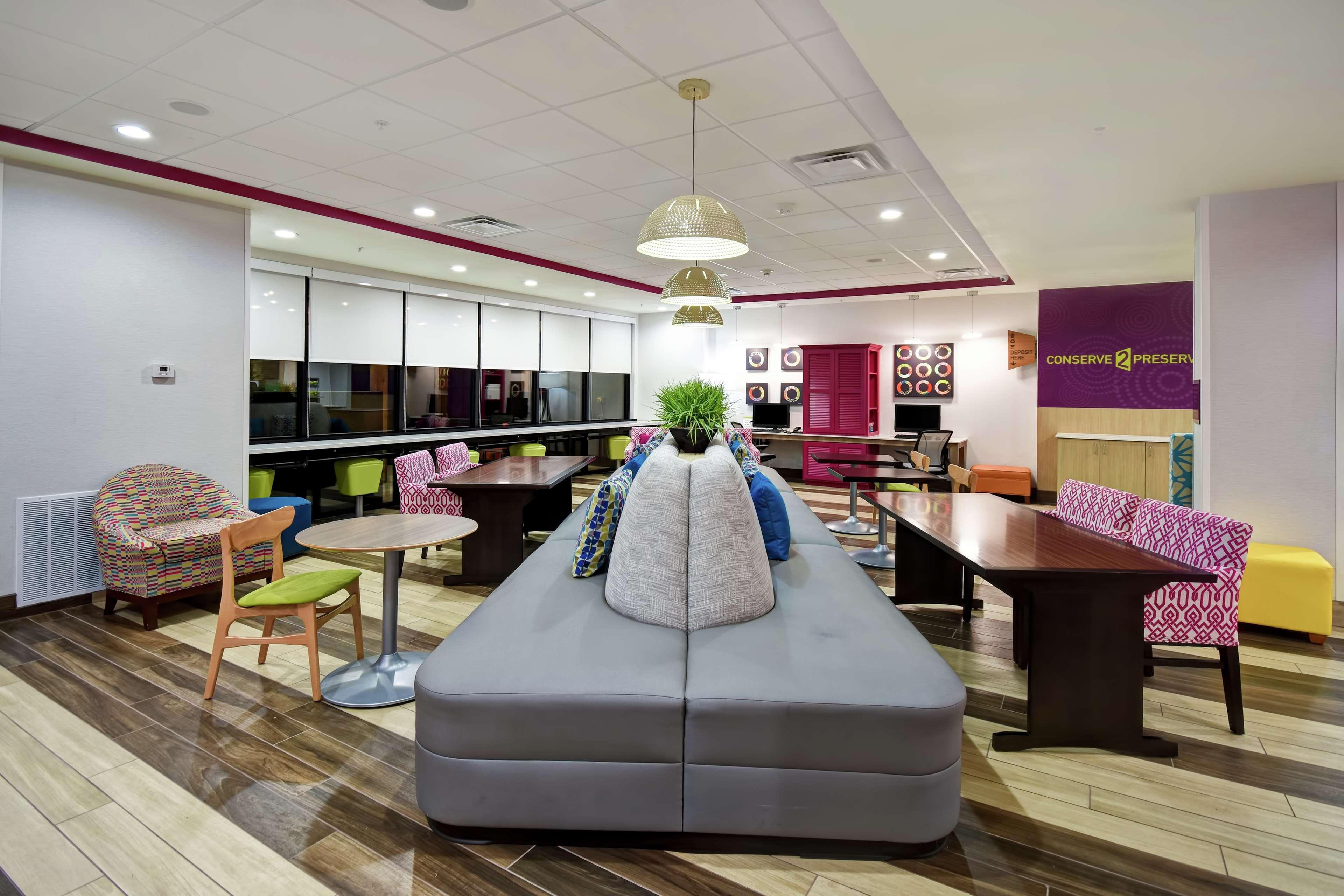 Hotel Home2 By Hilton Airport Oklahoma City